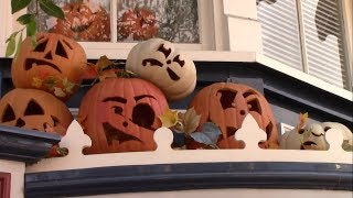 Disneyland Halloween Decorations
Halloween Time Decorations at Disneyland 2017 in Anaheim, Ca. Recorded on 9/22/17 (Camera: Canon VIXIA HF R50)
Subscribe for Free by clicking the SUBSCRIBE button.
DISCLAIMER:
This is not sponsored or affiliated with The Walt Disney Company or any of its affiliates in any way. Characters, event names, place names, and certain phrases and logos are registered trademarks.
Intro. Music:
purple-planet.com
Music:
Meditation 1 by Audionautix is licensed under a Creative Commons Attribution license (https://creativecommons.org/licenses/by/4.0/)
Artist: http://audionautix.com/ - YouTube Audio Library Disneyland Halloween Decorations