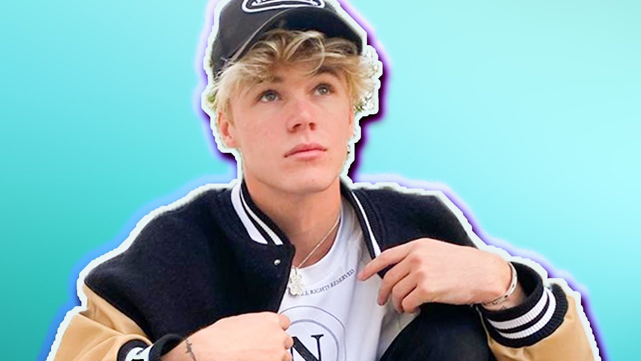 Nick Austin Defines A Fashionable E-Boy!! | Hollywire