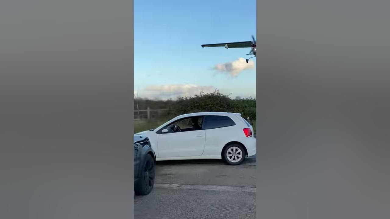 Cessna Centurion P210N  C-210 circuit training