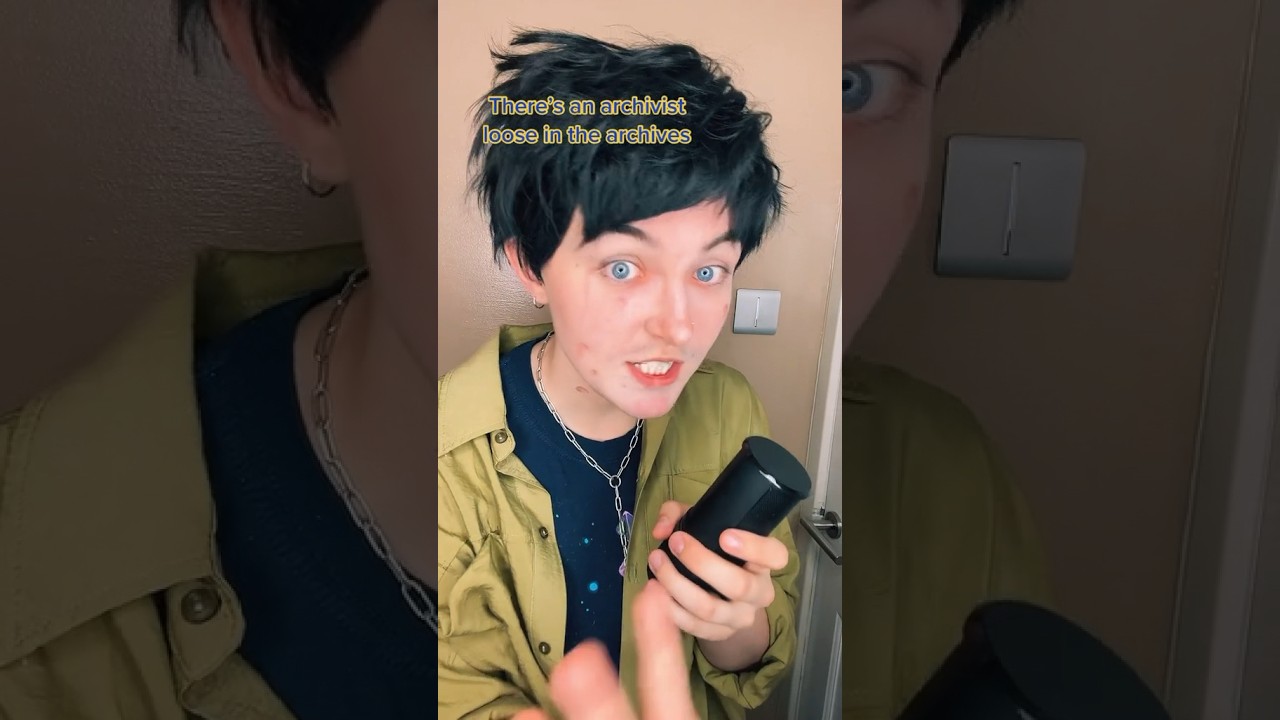 Jons on the Loose - Tim in real life - The Magnus Archives cosplay