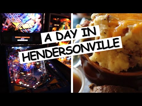 North Carolina: HENDERSONVILLE for a Day - Travel Vlog | Downtown, Food, & Pinball