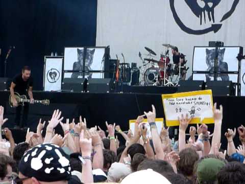 Rise Against @ Rock Werchter 2010 - Prayer Of The ...