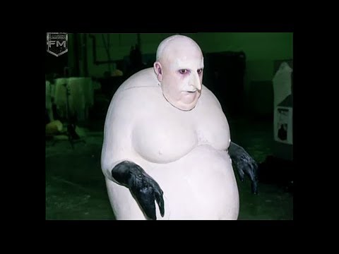 Creating The Penguin Skin Suit 'Batman Returns' Behind The Scenes