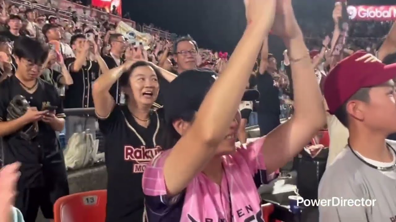 經過昨天落後四分的逆轉勝後，今天樂天再度以大比分拿下二連勝，期待有機會再回到桃園幫樂天加油💪 #季後挑戰賽 #桃猿最強