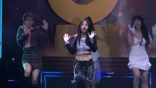 Lê Bống Cùng Các Hot TikTokers Trình Diễn Những Điệu Nhảy Trending Của Năm Tại TikTok Awards 2020