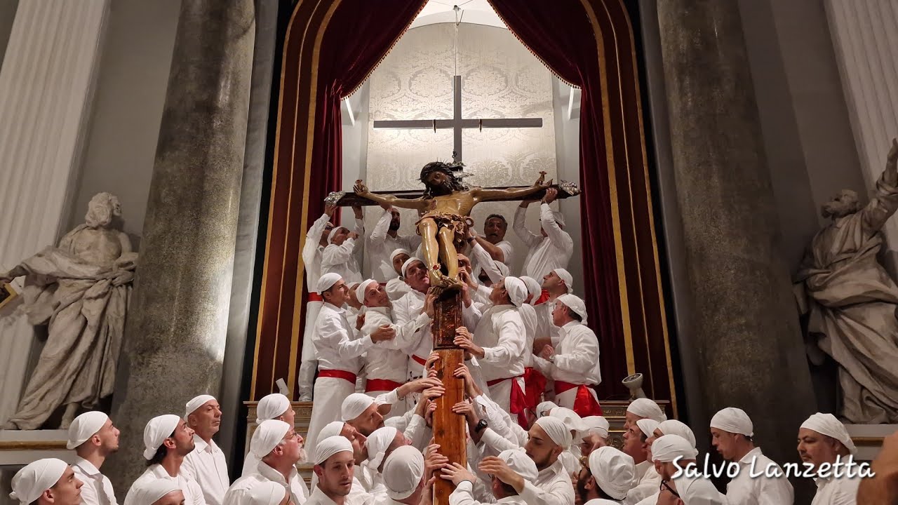 MONREALE (PA) - PROCESSIONE DI RITORNO DEL SS. CROCIFISSO IN COLLEGIATA (4K) 10/05/2025