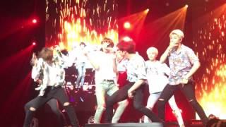160731 BTS (방탄소년단) - INTRO + FIRE (불타오르네) Fancam - KCON LA 2016 DAY 2