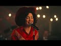 “Song Sung Blue” clip: Claire sings Patsy Cline