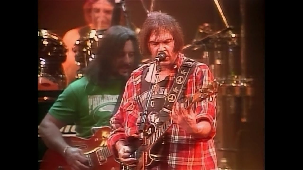 Neil Young  Crazy Horse   Cinnamon Girl  live 1991  in real HD