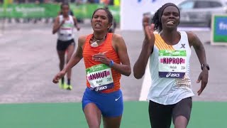 MARATHON PARIS 2023 - Finish complètement dingue de Kiprop, jour de gloire pour Ayana : Le résumé