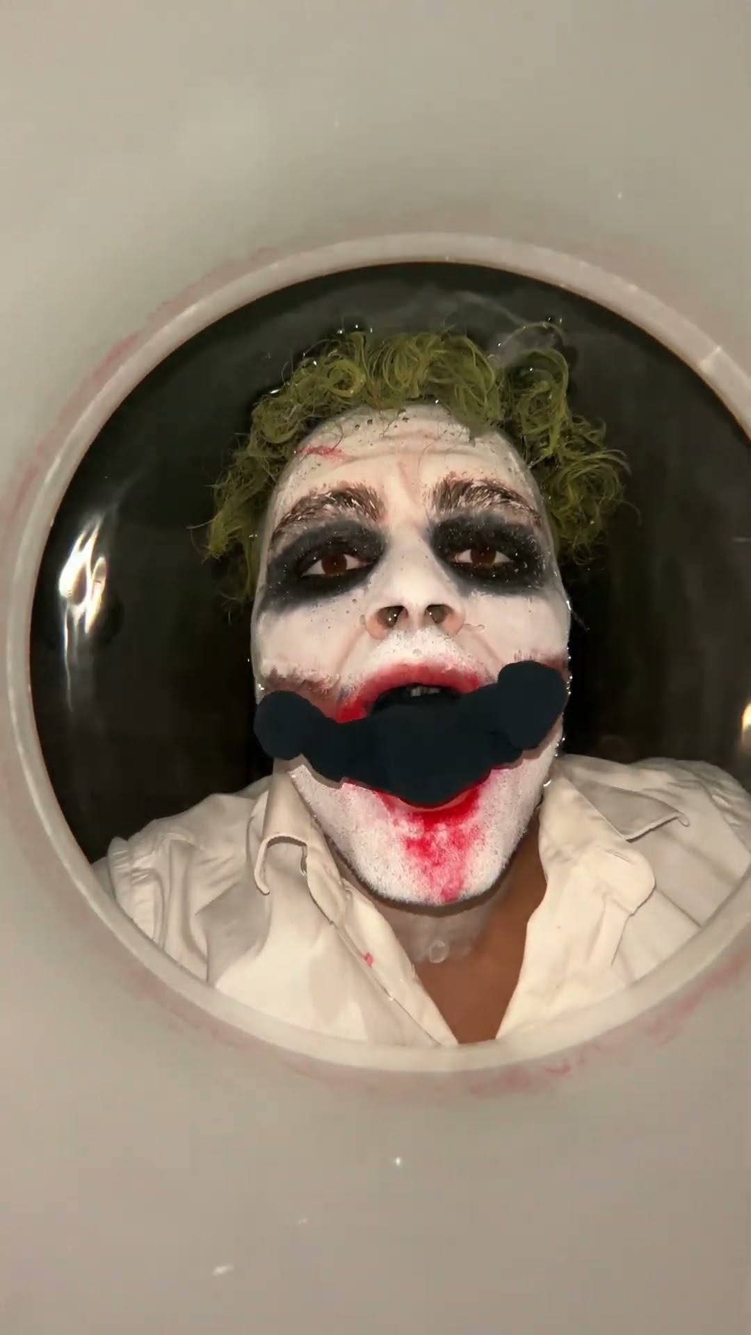 Episode: the darkness comes out of joker