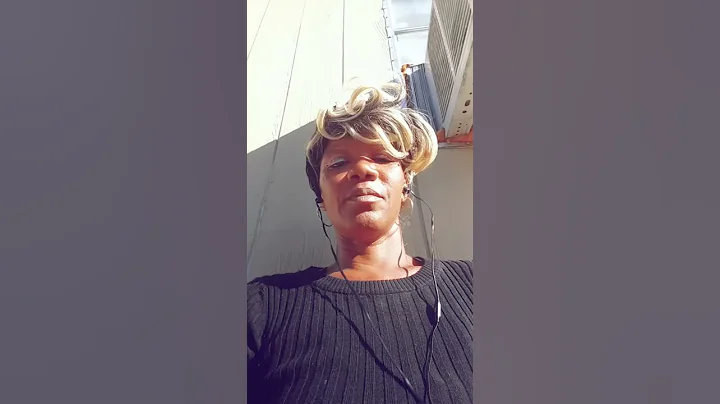 MS.SONDRA TATE (BLONDE)