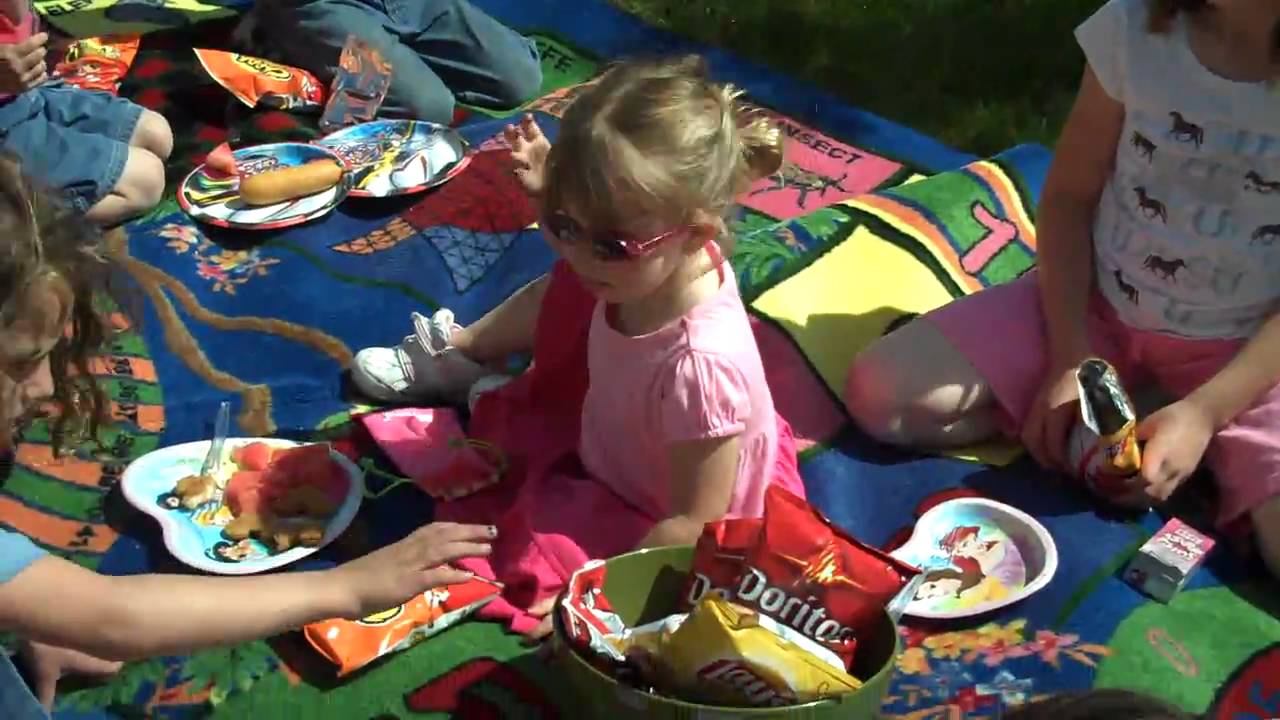 Outside Lunch - YouTube