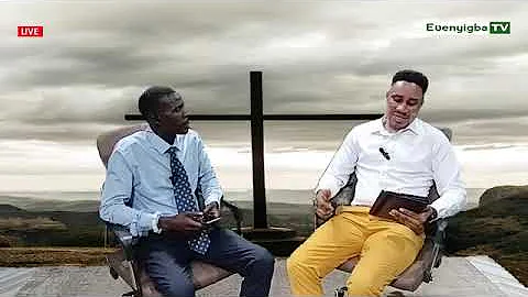 Yesu ƒe  nɔnɔme vavãtɔ ƒe nya ɣaɣla la me ɖeɖe... The mystery surrounding Jesus' true nature