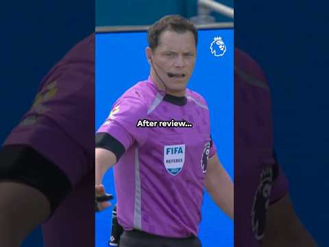 Premier League FIRST! Referee announces VAR decision 🗣️