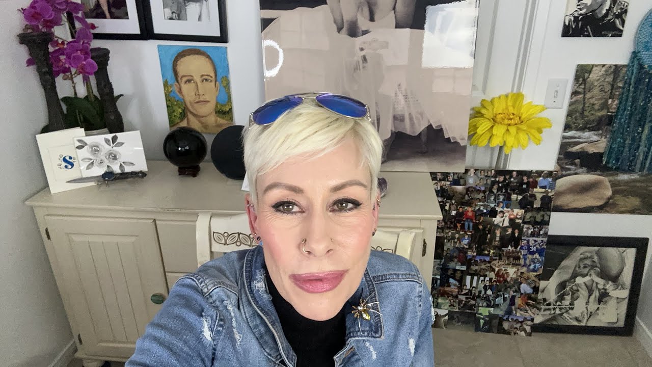 Sloan Bella Psychic Convo YouTube