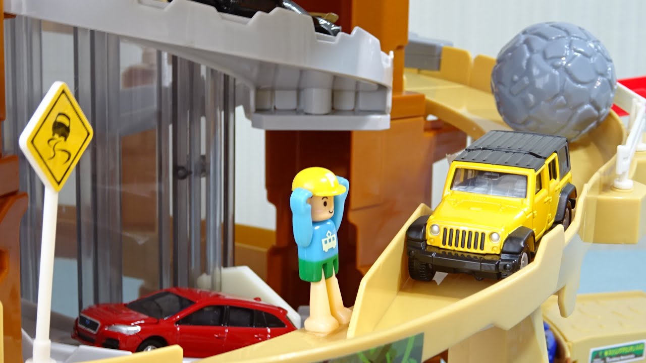 トミカ スリリングマウンテン Tomica