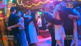 🇨🇳August 2, 2026: Dancing with beautiful women, 🔥 Chongqing men's dance hall romance.
