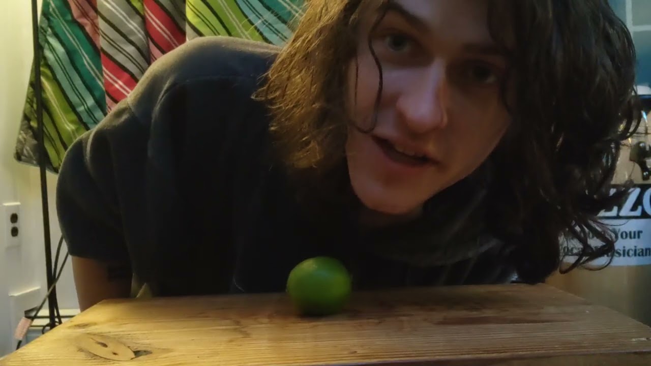 True Kung Fu lesson 3, fruit Ninja and the art of the blade, for margaritas