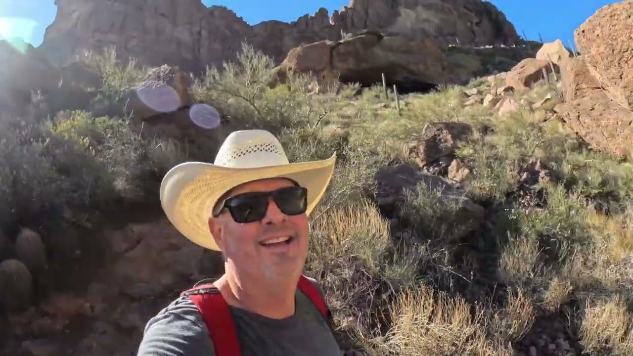 Wave Cave Trail (3.5 mile hike Gold Canyon, Superstition Mountains, Arizona)