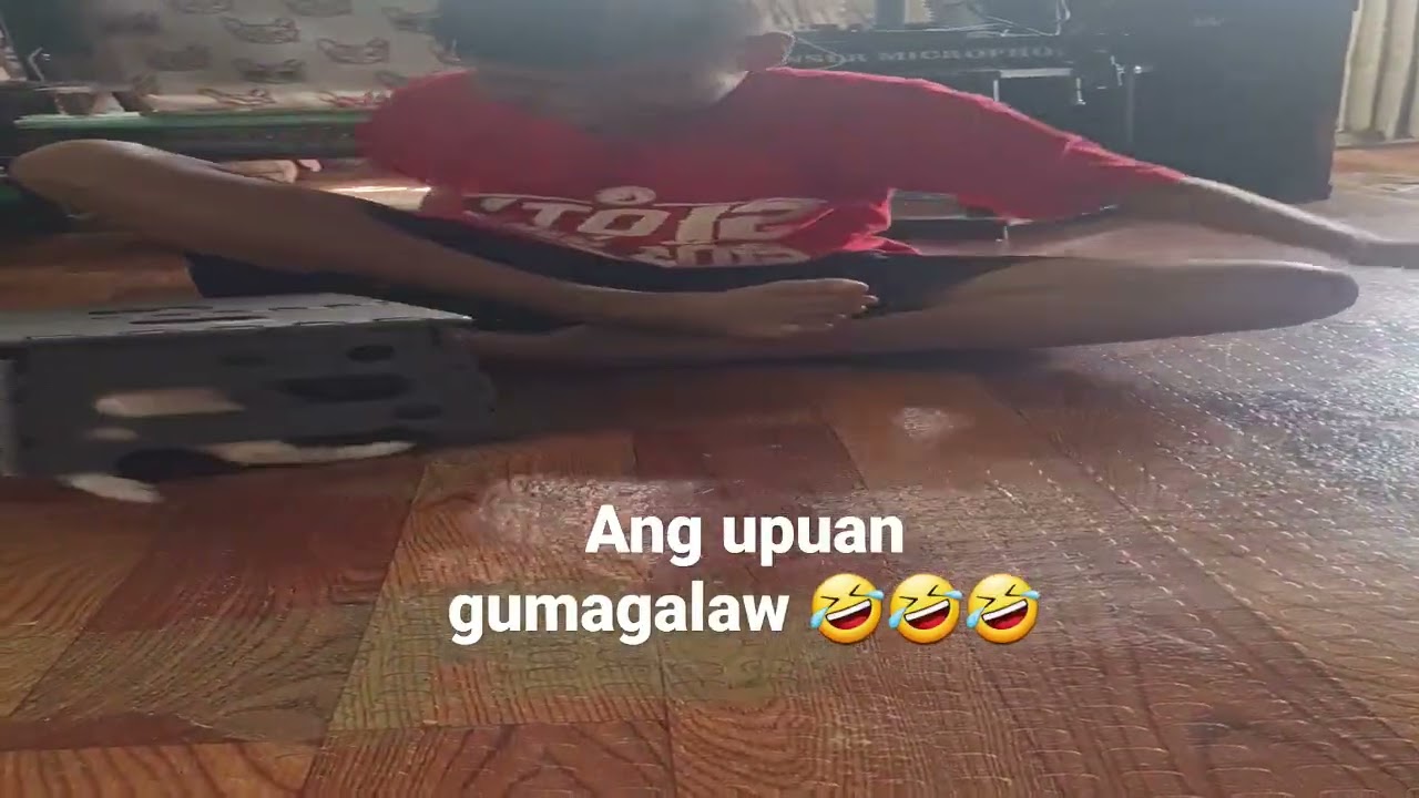 gumagalaw ang upuan 🤣🤣🤣 