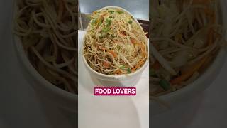 Chowmein Aur Cold Coffee Ka Perfect Combo | Food Vlog