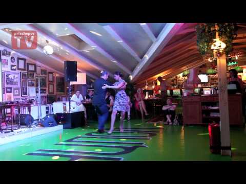 Vladimir Vereschagin & Natalia Molokova, Russia, Moscow, Milonga "Na Cherdake", 27.07.2010(3)