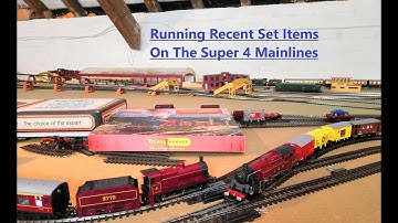 Running Items From The Tri-ang RS8 Midlander And Wrenn 002 Freight Set On The Super 4 Mainlines