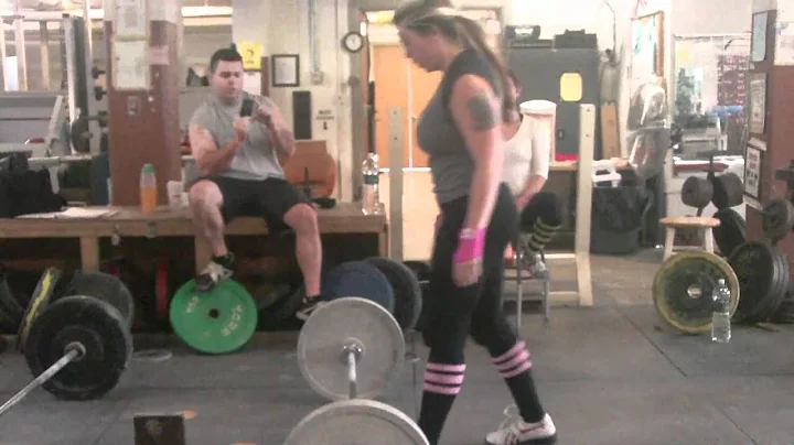 April McFarland Mundt 32kg Snx2 @ Dumbarton Gym 12...