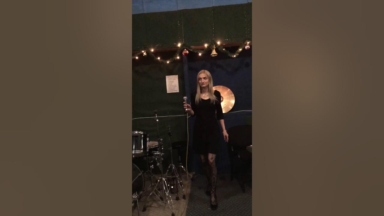 Molly Kurtova - Cheek to Cheek (Ella Fitzgerald cover) Molly Kurtova - Cheek to Cheek (Ella Fitzgerald cover)