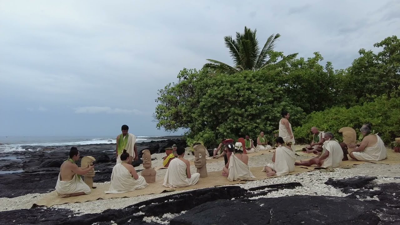 Nā Akua Ākea Hōnaunau Kona Pāʻieʻie Hāʻike - Puʻuhonua o Hōnaunau National Historical Park 2024