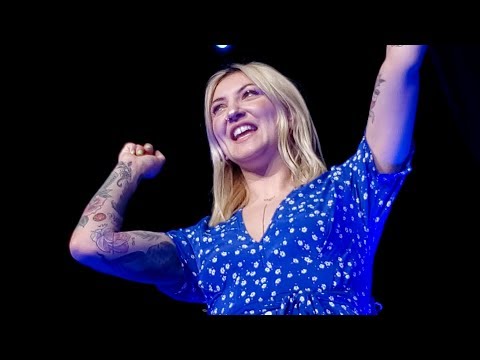 Julia Michaels -