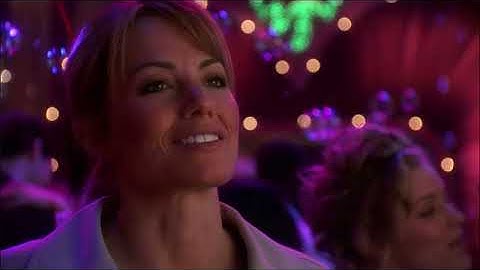 Smallville || Crimson 6x13 (Clois) || Lois Magically Falls in Love with Clark [HD]