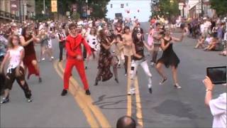 Zombie Flash Mob.wmv