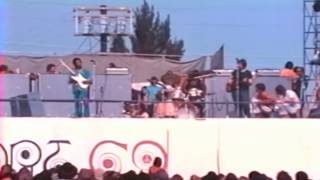 Video thumbnail of "Hendrix Newport"
