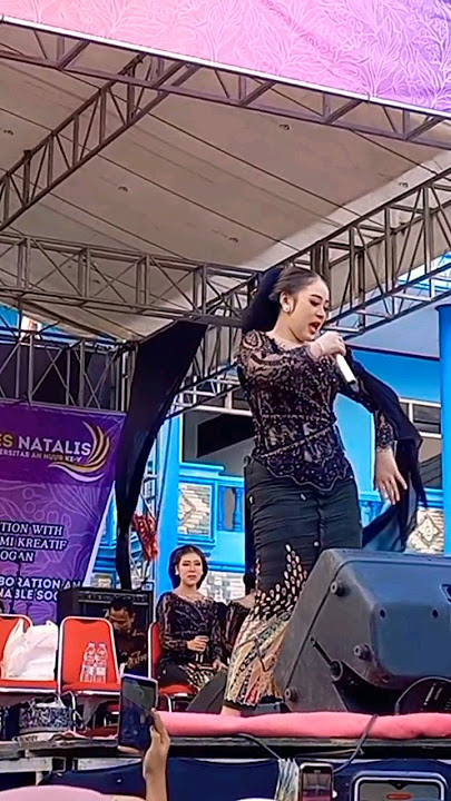 NGANGGUR - NIKEN SALINDRY _ MAntuL suaranya !!!