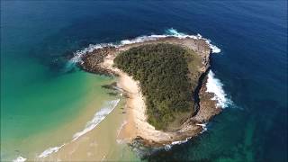 DJI Phantom 4: Lake Tabourie Island (Crampton Island)
