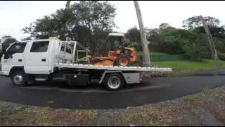 ISUZU NPR Flat Out Tow Truck