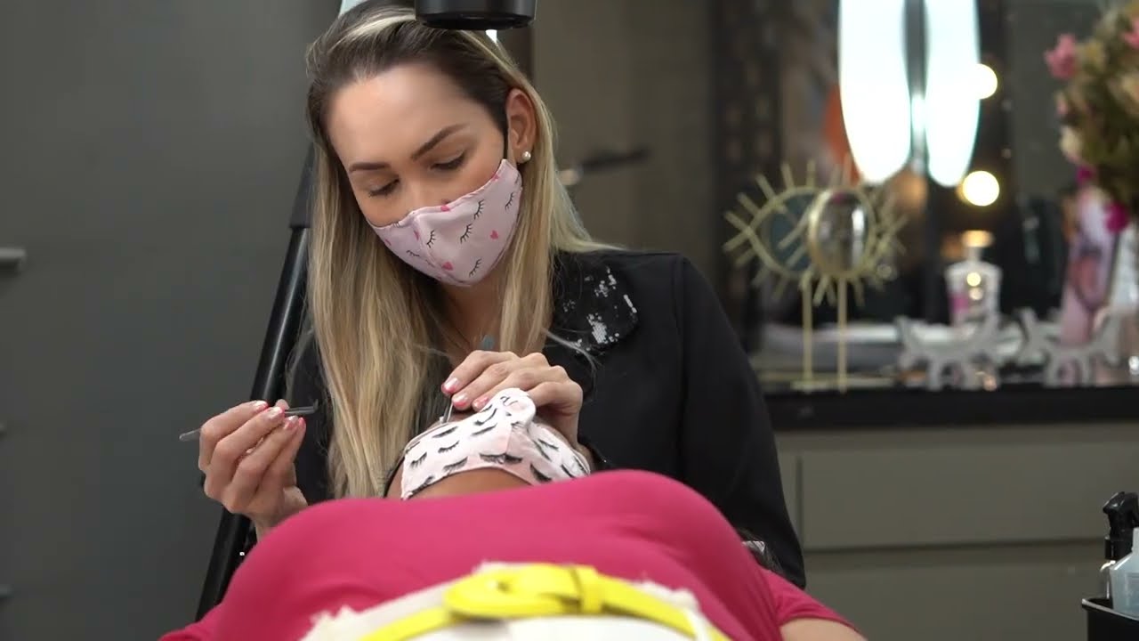 Para iniciantes: como acoplar e segurar as pinças de extensão de cílios