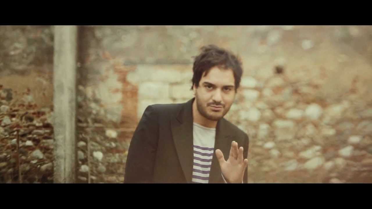 Watch Ernesto De Luca - Faccio tutto senza fretta (Official Video) on YouTube Watch Ernesto De Luca - Faccio tutto senza fretta (Official Video) on YouTube