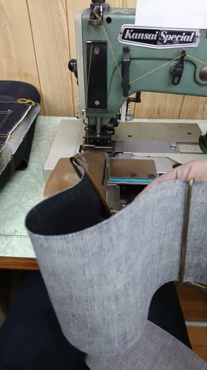 Corong ban pinggang celana jeans