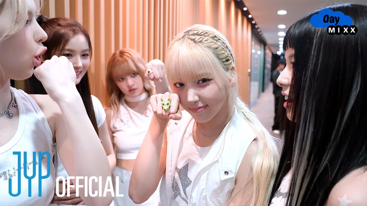 명절처럼 북적북적 와글와글🍂 ‘Fe3O4: STICK OUT’ 음악방송 3주차 비하인드 | Day MIXX