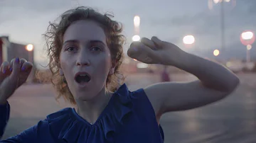 Rae Morris - DO IT  [Official Video]