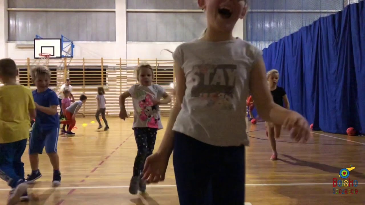 dziecięce kręgle z piłkami z gąbki