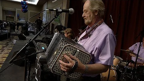 Funtime Polka Party: Leon Olsen Show/Singing Slove...