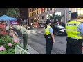 Shanghai-police instead of traffic lights or how to cross the street in China