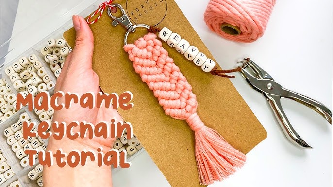 Macrame heart vine key chain charm - Shop Mermaid Macramé