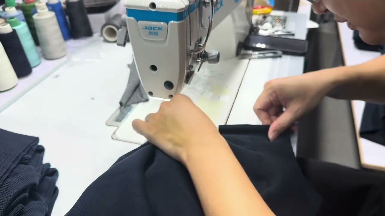 Inside our Dongguan knitwear factory — knitting, QC & finishing