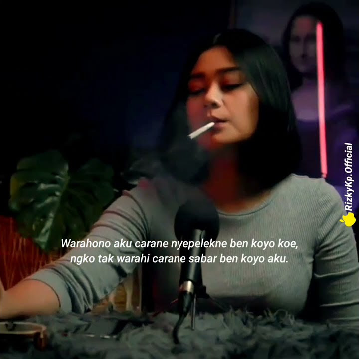 story' WhatsApp Adella Wulandari terbaru