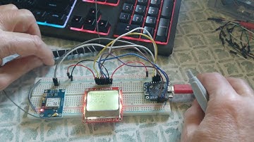 ESP8266 Navigation NEO6M GPS with Nokia LCD displaying the distance
